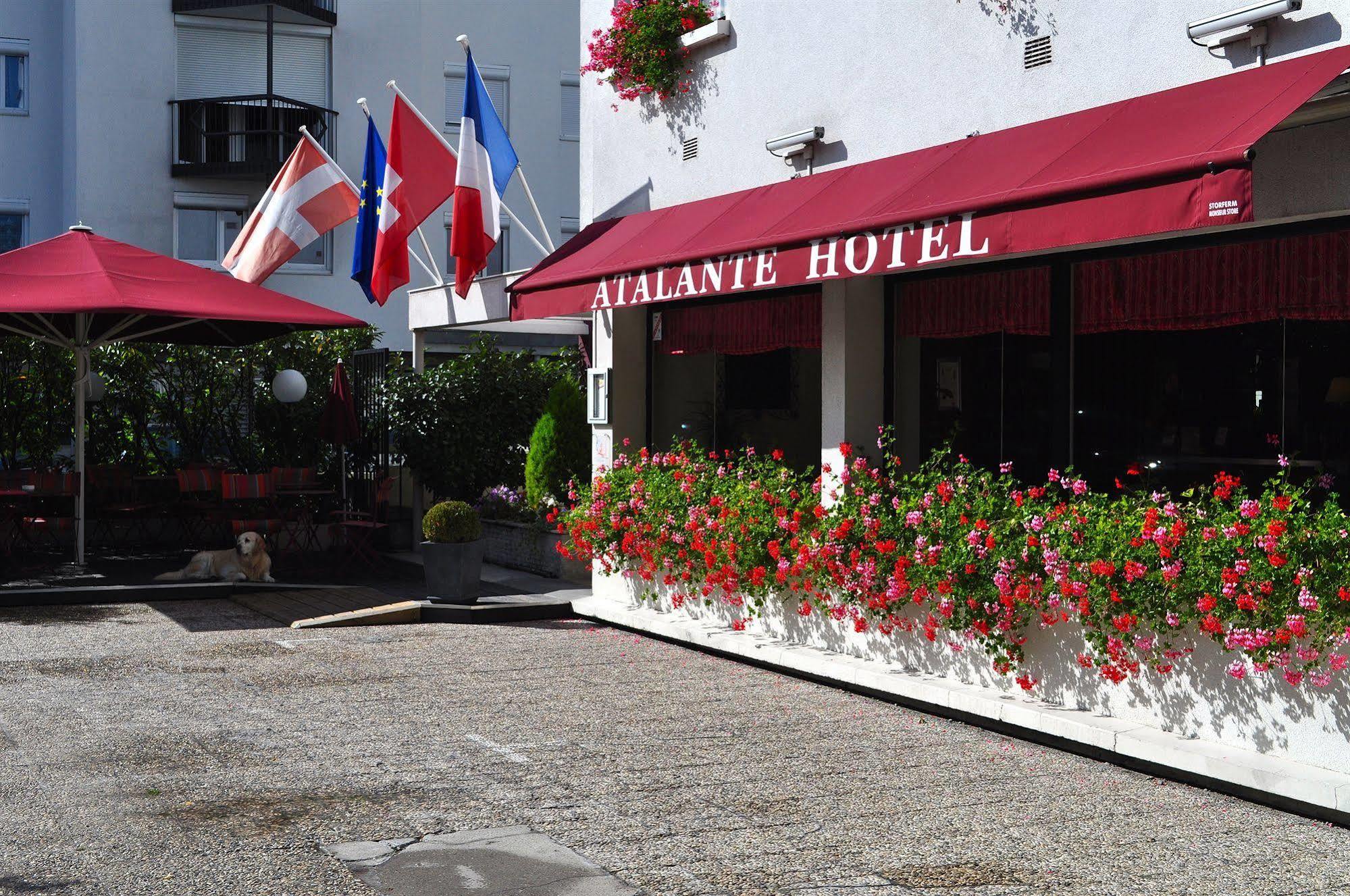 Atalante Hotel Annemasse Eksteriør billede